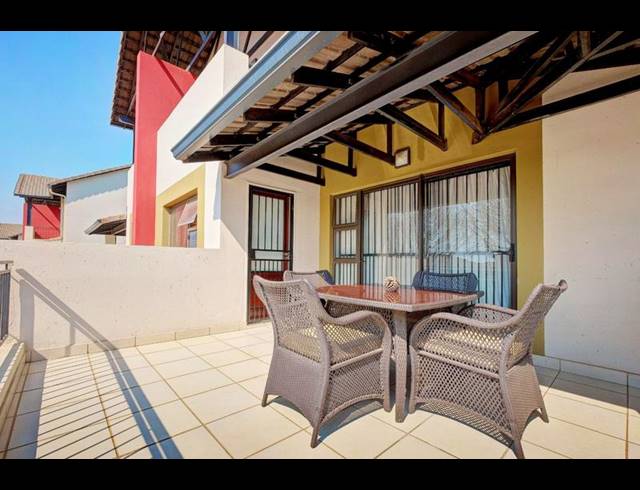 2 BEDROOM APARTMENT FOR SALE IN NOORDWYK